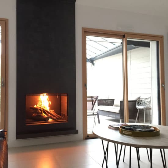 cheminée à bois design, cheminée à bois, cheminée bois moderne, cheminée bois traditionnelle